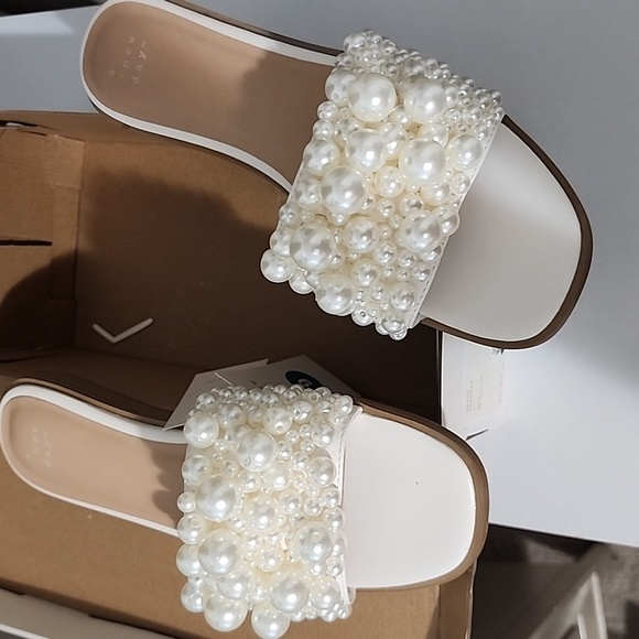 A New Day Sandals with Pearl Embellishments - Picture 3 of 8